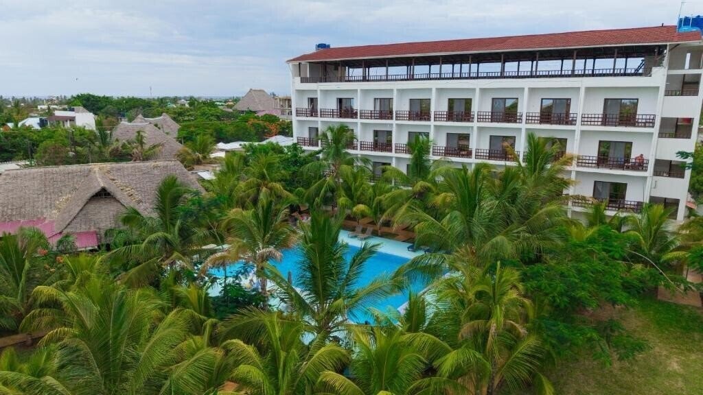 Готель Malika Nungwi Hotel 4*
